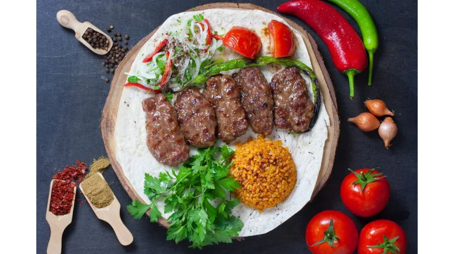 Izgara Köfte Porsiyon Ürün Fotoğrafı